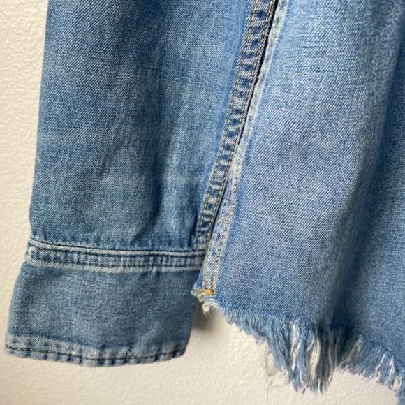 Denim shirt - Picture 4 of 6